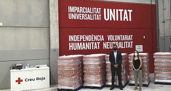 Mercadona entrega 10.640 unidades de garbanzos cocidos a Creu Roja en Catalunya