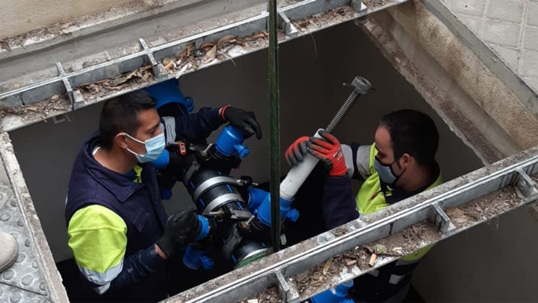El Cicle Integral de l'Aigua finalitza un col·lector en un tram de la sèquia de Mestalla