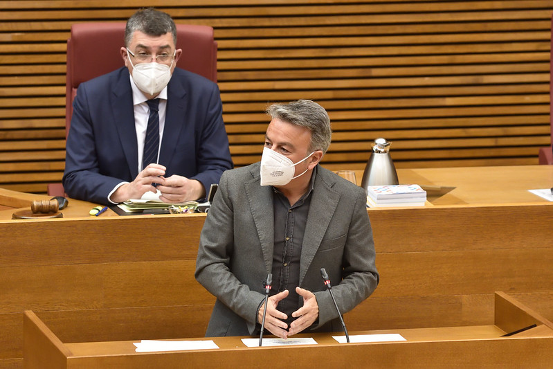 En este momento estás viendo José Chulvi: “El único abandono que sufrió Alicante fue cuando gobernó el PP que jamás invirtió en esta provincia lo que correspondía por población”