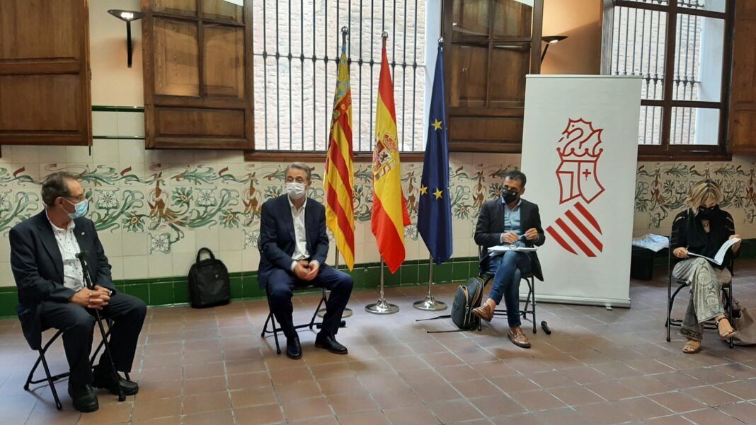 El Consell de l'Audiovisual reúne en Castelló a À Punt y las televisiones locales con licencia autonómica