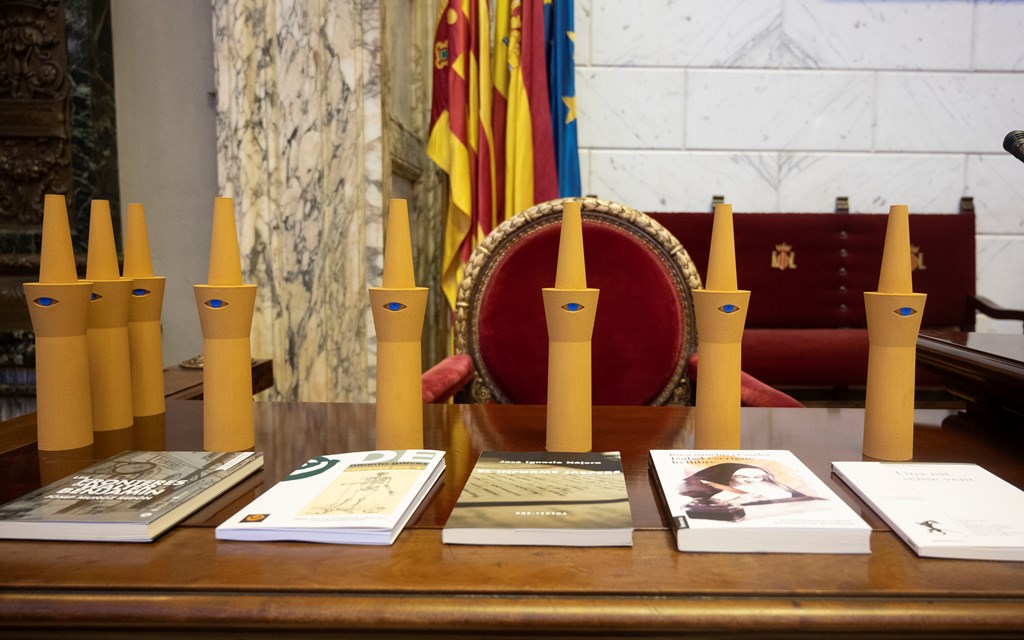 El lliurament dels premis Ciutat de València impulsa la recuperació de la normalitat també en el camp cultural i literari