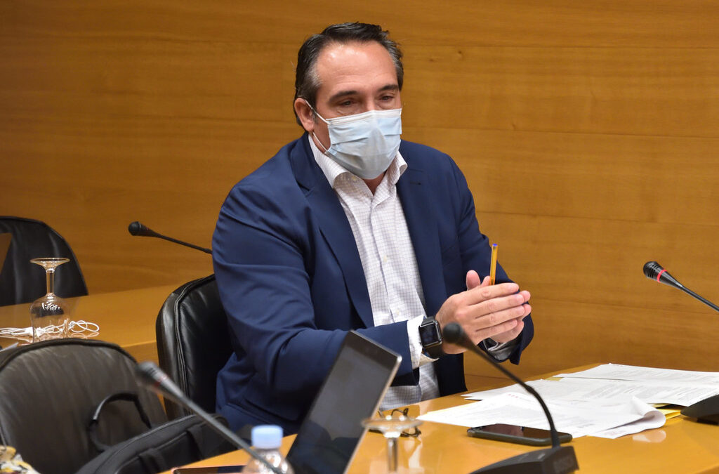 Ibáñez: “El tripartito convierte la comisión de la deuda de la Generalitat en la de los vetos e impide que comparezcan los ministros de Hacienda”