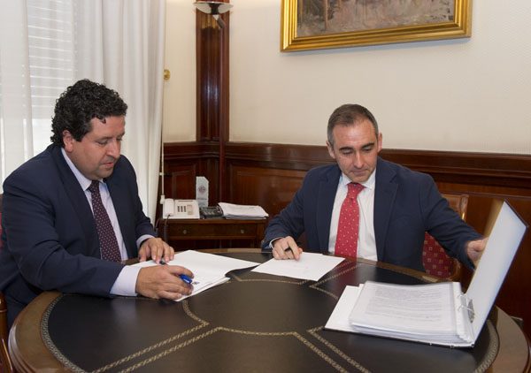 La Diputación aprobará este pleno otros 6,6 millones que destinará a infraestructuras y aligerar su deuda para invertir más en 2014