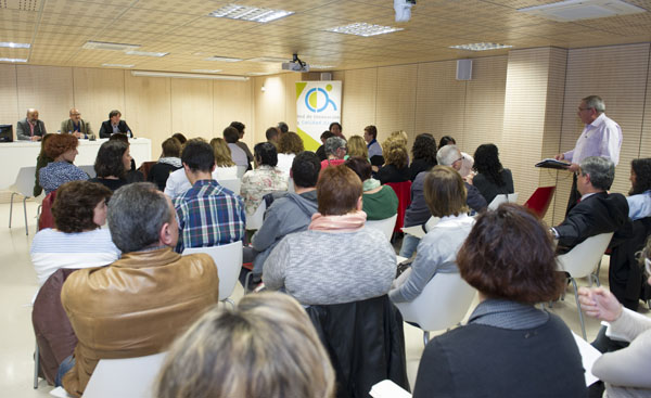 La Diputación promueve una actividad formativa para informar a los Servicios Sociales de la futura Reforma de la Administración Local