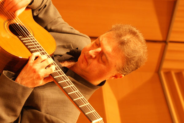 La VIII Campaña para la difusión de la música para guitarra lleva al concertista internacional Manuel Babiloni a L´Avellà de Catí