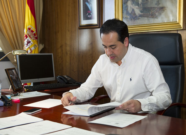 Moliner prioriza la redacción del proyecto de canalización de aguas entre Borriol y Castellón para iniciar las obras cuanto antes