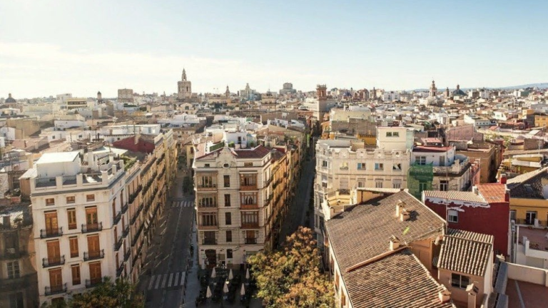 València comptabilitza 830 empreses com a grans propietaris d’habitatge