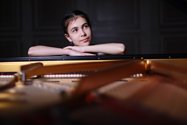 L'Auditori de Castelló presenta l'Orquestra de Sant Petersburg i el jove fenomen del piano Alexandra Dovgan