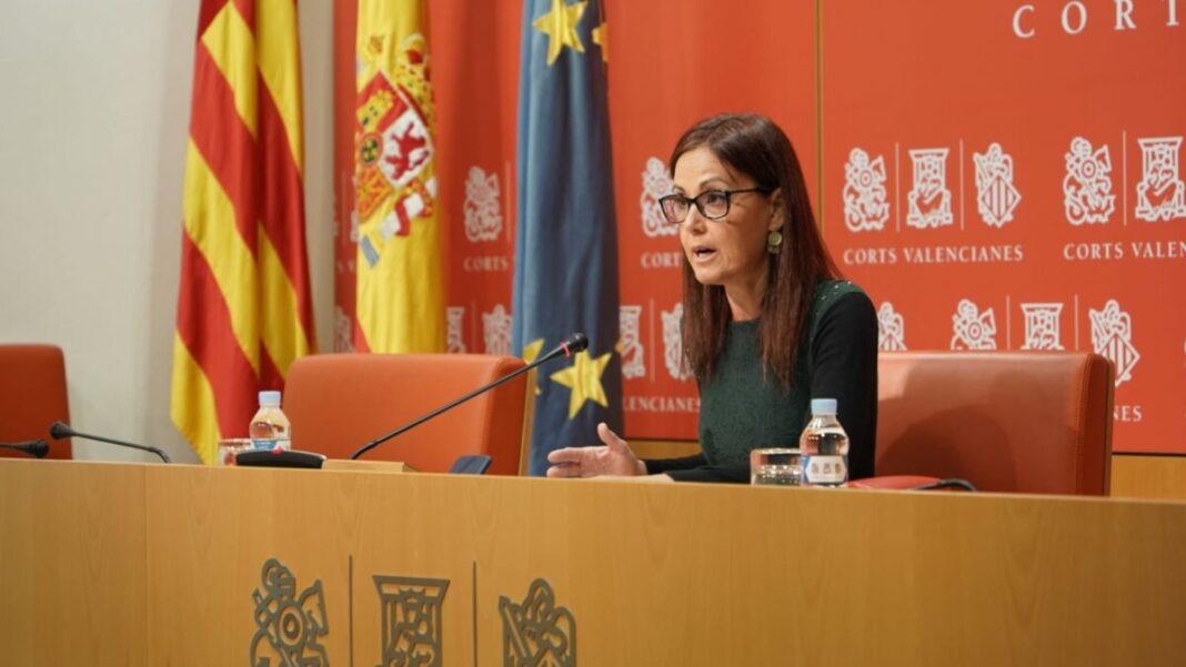 Elisa Díaz pide a la consellera Mollá que asuma responsabilidades ante las irregularidades detectadas sobre los burros muertos en el Desert