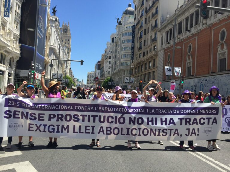 El Front Abolicionista exige al Gobierno acabar con la prostitución