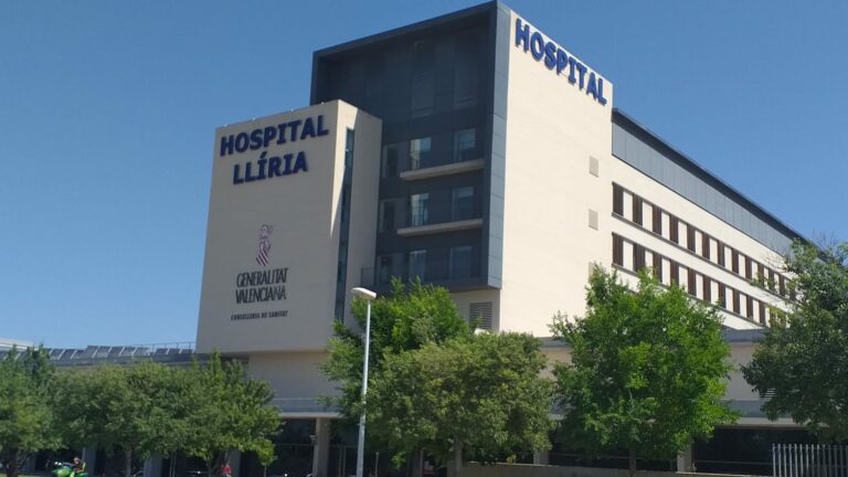 CSIF insta a Sanitat a reforzar con 30 auxiliares de enfermería los hospitales Arnau y Llíria