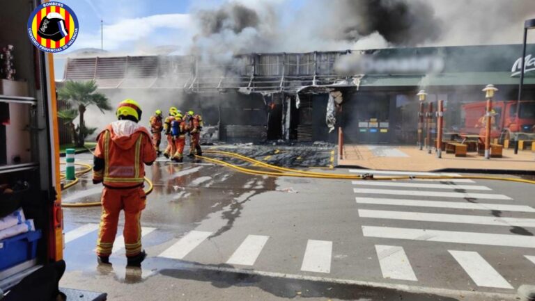 Incendio en el McDonald’s de Bonaire, en Aldaia