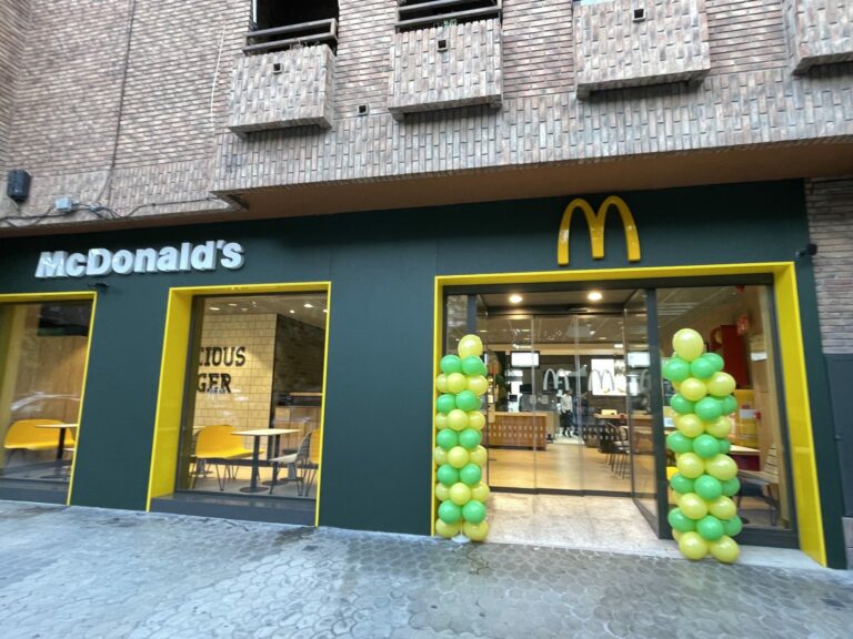 McDonald’s vuelve a apostar por Valencia con la apertura de un nuevo restaurante en Blasco Ibáñez
