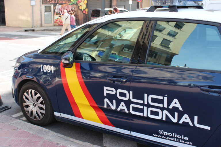 Detenido en Castelló por agredir a su esposa, que sufre lesiones graves