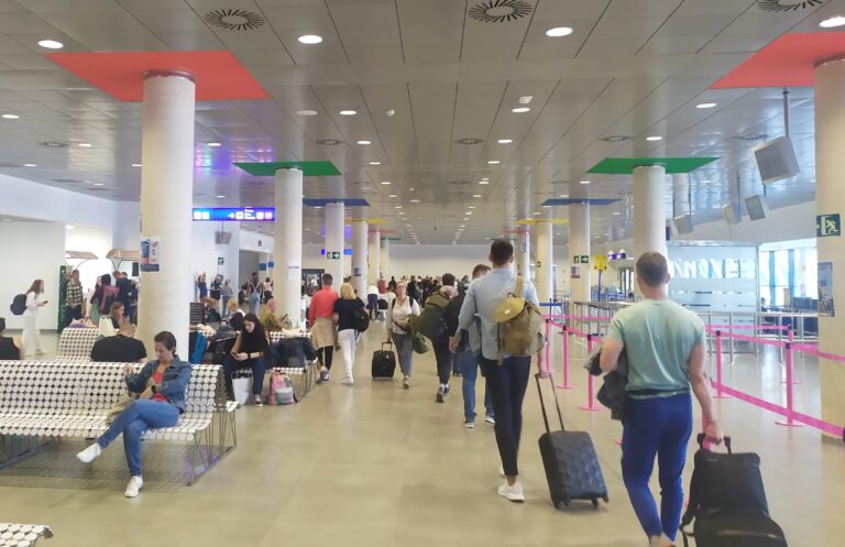 El aeropuerto de Castellón cierra su mejor mes de septiembre y suma más de 112.000 pasajeros en el acumulado anual