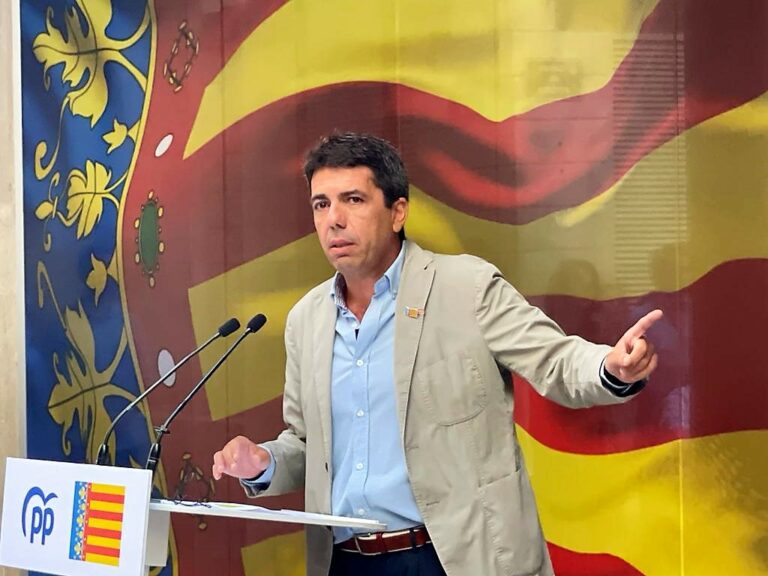 Mazón (PPCV): “Mi gobierno potenciará las señas de identidad, la convivencia y el orgullo de ser valencianos”