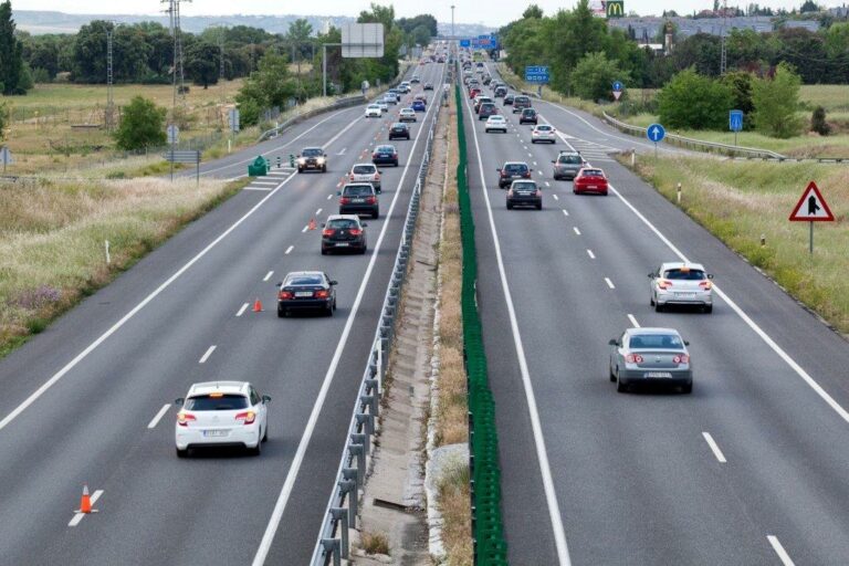 La DGT prevé para este puente más de un millón de desplazamientos en las carreteras de la Comunitat Valenciana