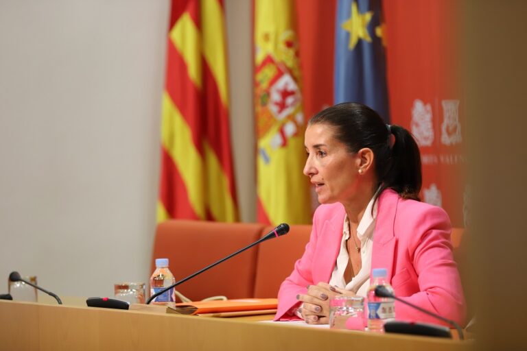 Cs acusa a Puig de «saltarse el control» del Consell Jurídic Consultiu y del Consejo Económico y Social en su propuesta fiscal