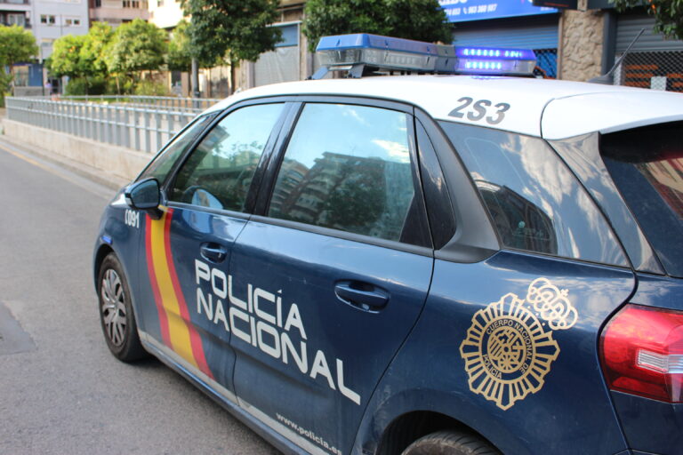 Detenido un hombre que robó cinco patinetes en Valencia con la excusa de probarlos
