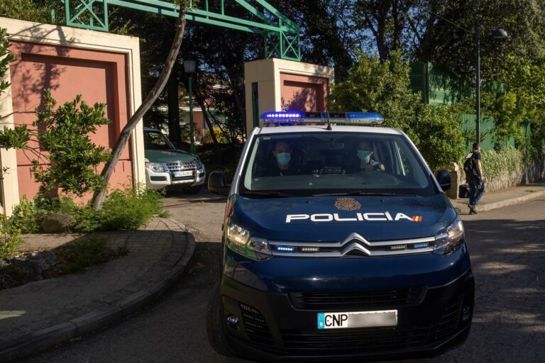 Detenida en Alicante por simular un robo y estafar 3.000 euros a su tía